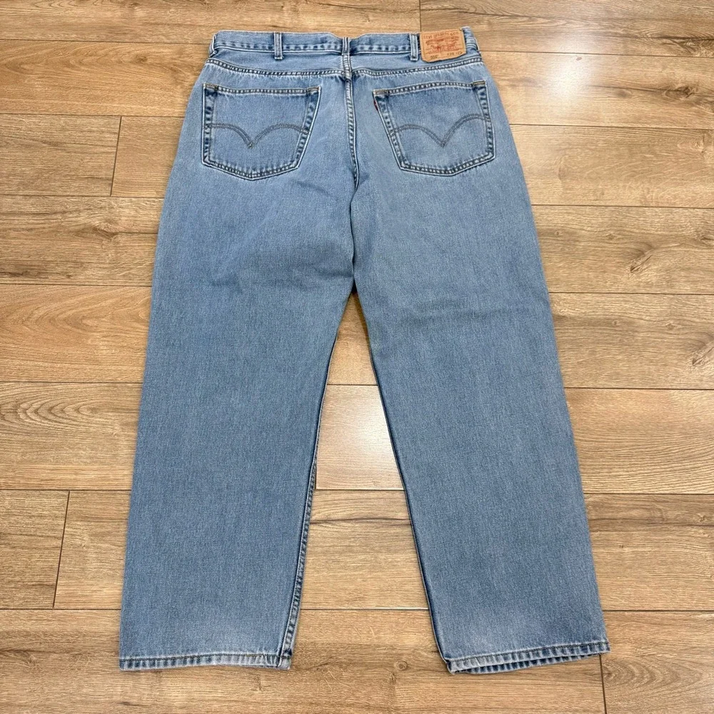 Levis 550 Relaxed Fit Jeans Mens 38x29 Blue Denim Medium Wash 00550-4891‎